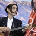 Julieta Venegas debutó como escritora: “La literatura exige más tiempo que la música”
