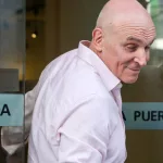 Un sector del Gobierno y el PRO aseguran que Milei baja esta noche la candidatura de Espert