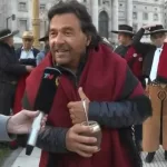 “No quiero comer milanesas con Milei, quiero que se hagan las obras”: el reclamo de Gustavo Sáenz al Presidente frente a Casa Rosada