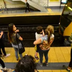 Paran la Línea H del subte en reclamo de mayor seguridad: a un empleado le cortaron una ceja en la estación Santa Fe
