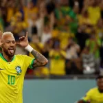 Carlo Ancelotti no le cerró la puerta a un hipotético regreso de Neymar