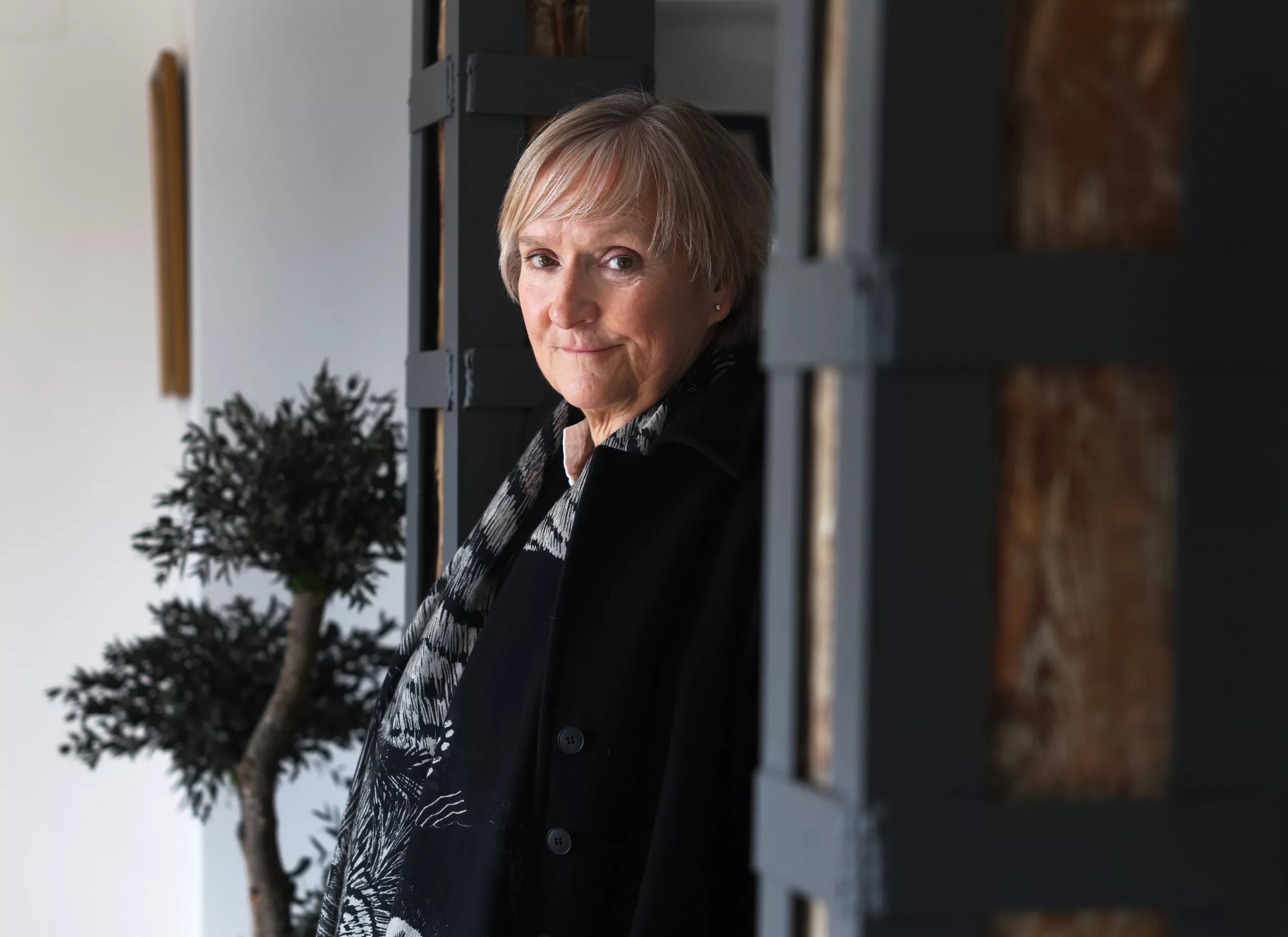 Deborah Warner: “El Real es uno de los pocos teatros del mundo donde todavía es posible crear una producción de verdad”. 