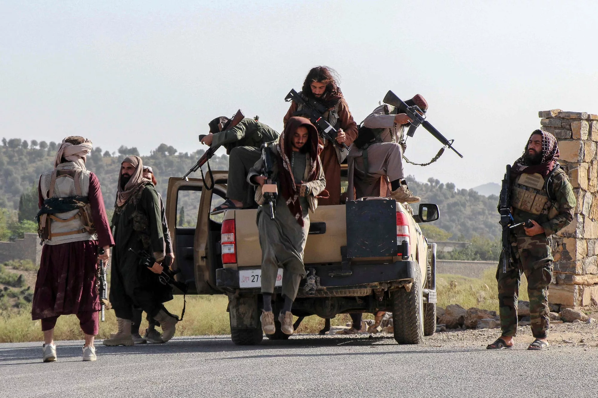 Combatientes talibanes durante la escalada de octubre pasado