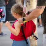 La renta garantizada no logra sacar de la pobreza severa a dos de cada tres familias con hijos que la perciben
