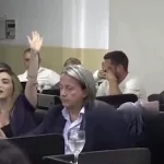 La reacción de una legisladora en el Concejo Deliberante de José C. Paz tras una interrupción: “¿Tu mamá está presa?”