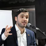 Ignacio Torres: “Estamos cansados de elegir entre los que abandonan la obra pública y los que se la afanaron”