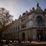 El Banco de España alerta del riesgo de que la sobrevaloración tecnológica desate una corrección “abrupta” en las Bolsas