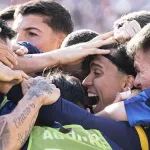 Boca le ganó con el último aliento a Estudiantes y llega al Superclásico en alza