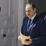 La UCO concluye que el hijo de Ábalos es "el custodio de dinero en efectivo" que puede tener el exministro
