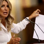 Yolanda Díaz, ninguneada por su gobierno, tiene una idea: el gran hermano al trabajador