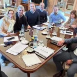 Con Caputo y los Menem cara a cara, Karina Milei rearmó la mesa política y ordenó saturar el Congreso de proyectos