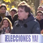 "Les venceremos en las urnas", asegura Almeida en su discurso durante la manifestación