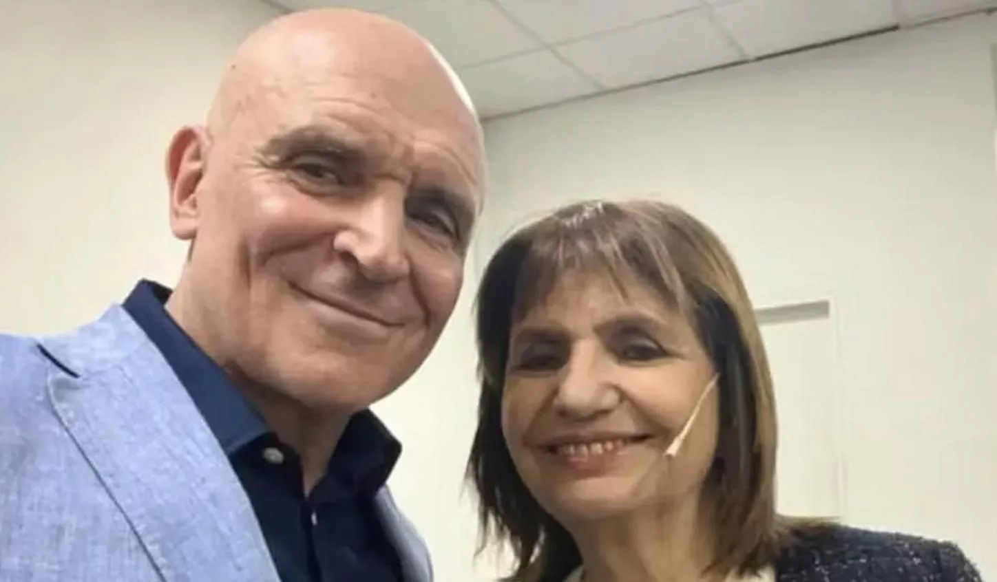 Patricia Bullrich junto a José Lius Espert, una relación que se volvió a romper.