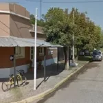 Tenía una orden de detención, se presentó en la comisaría, le disparó a un policía y lo mató