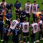 Bielsa es el hombre que está solo y espera