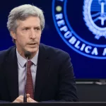 Bausili admitió que el cepo que aún rige para operaciones cambiarias para las empresas “podría quedar así”