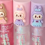 Prohíben brillos y lápices labiales infantiles, tratamientos capilares y un medicamento