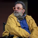 La candidatura a alcalde de Barcelona de Bob Pop descoloca a los Comuns, que admiten no saber nada