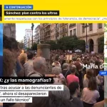 Javier Ruiz y la cocinera de la bata