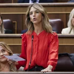 Cayetana, a Bolaños: "Espero que le paguen bien y, por supuesto, en efectivo"