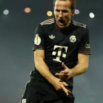 Harry Kane, seguido de cerca por el Barcelona