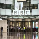 Los 12 segundos más caros de la BBC: qué supone la querella con la que Trump amenaza a la radiotelevisión pública