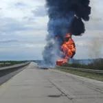 Trágico choque entre camiones: un chofer murió tras el incendio del vehículo que llevaba combustible en Entre Ríos