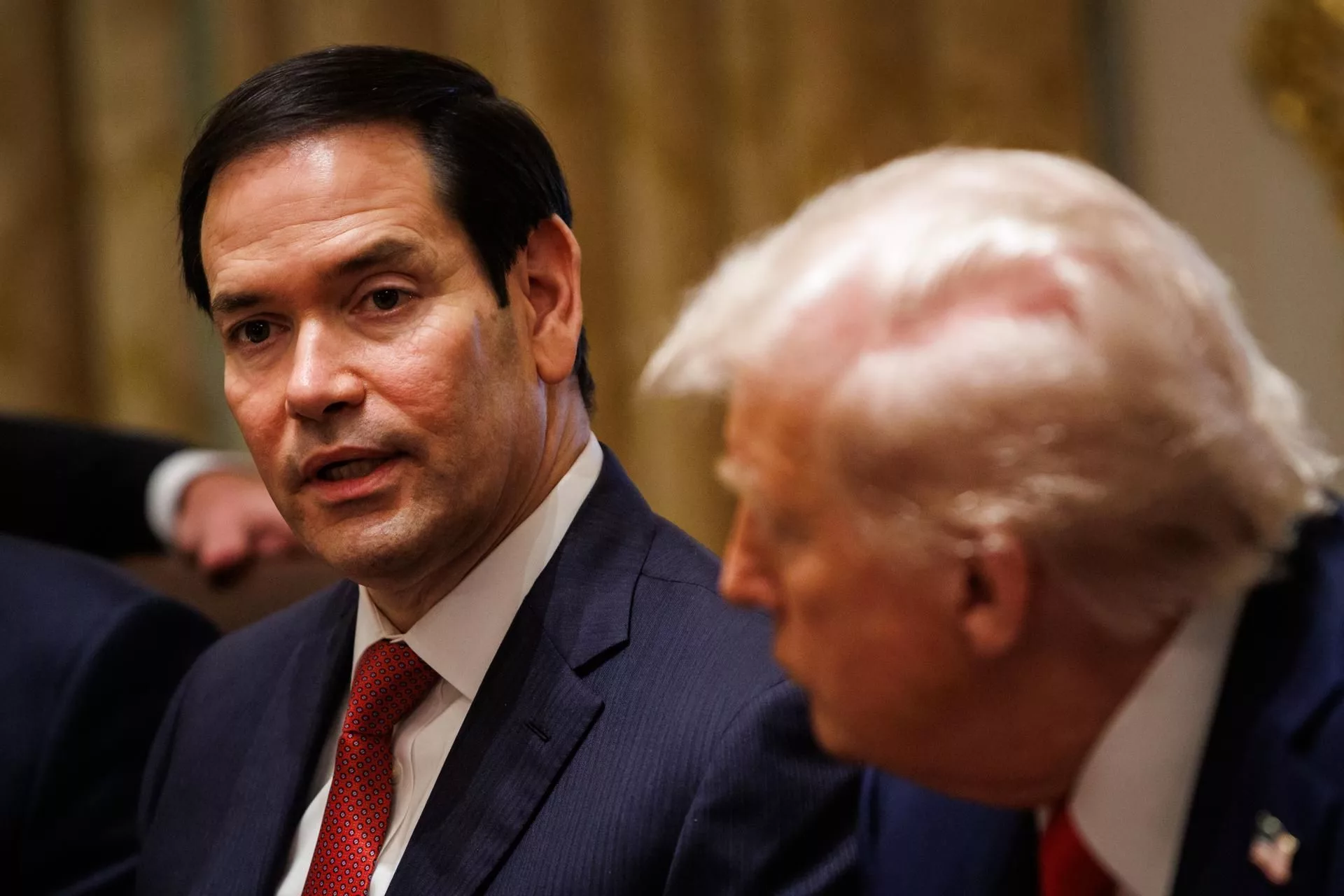 Marco Rubio junto a Donald Trump.