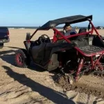 Otro accidente con un UTV: una joven de 25 años está en terapia intensiva tras volcar en los médanos de Villa Gesell