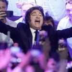 Milei evitó anunciar cambios en el gabinete y le tendió una mano a los gobernadores para buscar reformas en el Congreso