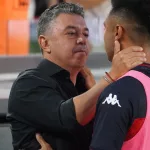 Pity Martínez y su vuelta al Monumental: abrazo con Gallardo, ovación de los hinchas y homenaje