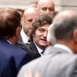 Milei llegó al Congreso para tratar de “blindar” a Adorni en el informe de gestión que dará el jefe de Gabinete