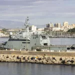¿Qué hace un barco como el nuestro en un sitio como éste?