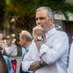 Abascal sigue su purga de los históricos de Vox y aparta a Ortega Smith de la portavocía adjunta del Congreso