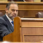 Ábalos pide personarse contra Leire Díez por sospechar que las cloacas interfirieron en su defensa en favor del PSOE