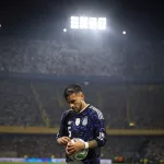 Paredes con la Selección, a dos días de que juegue Boca: titularidad, ovación y dueño de la mitad de cancha