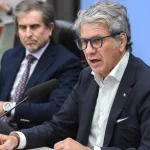 Entre chicanas y cruces con el kirchnerismo, el titular del ARCA defendió la quita de retenciones en Diputados