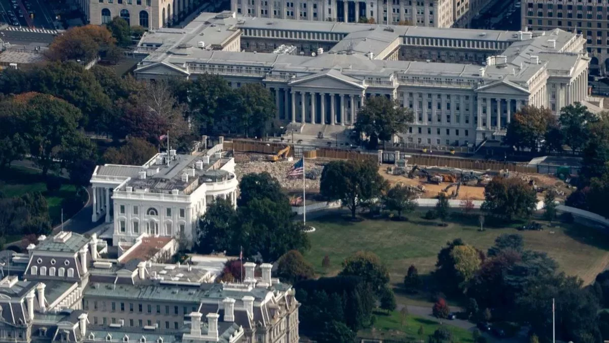 Vista aérea de la demolición del Ala Este de la Casa Blanca, el 26 de octubre de 2025.