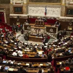 Francia se convierte en el primer país de Europa en prohibir las redes sociales para menores de 15 años
