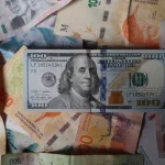 El dólar suma un nuevo día a la suba y supera la barrera de los $1.500