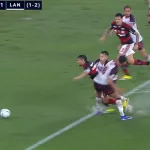 Video: el polémico penal con el que Flamengo igualó en la Recopa ante Lanús