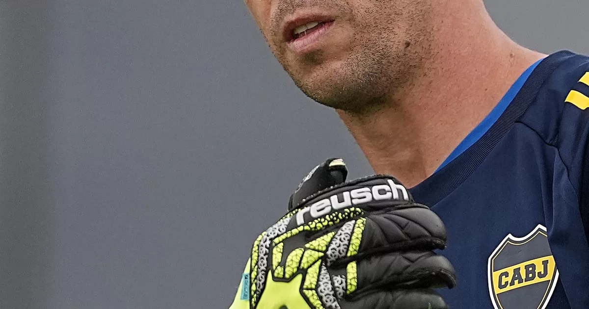 Video: la bronca de los hinchas de Lanús contra Marchesin en la visita de Boca a La Fortaleza