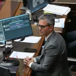 Diputados hoy, EN VIVO: el Gobierno busca aprobar el Súper RIGI y el acuerdo con los fondos buitre, mientras atrasa la avanzada opositora contra Adorni
