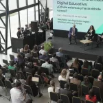 Latinoamérica suma tecnología a educación, pero las brechas limitan su impacto pedagógico