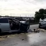 Brutal choque de dos autos en el Puente Avellaneda: hay tres heridos internados en grave estado