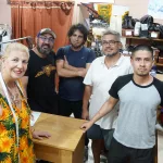 Crece entre los porteños una solución para gastar menos en ropa que resiste el avance de Shein y Temu