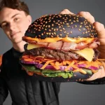 Se quedaron con hambre: un piloto de Fórmula 1 tiró abajo una oferta de hamburguesas