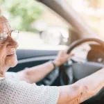 La DGT endurece las restricciones para conductores mayores de 65 años