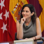 Ayuso reclama 250 millones a Óscar Puente por deudas con el transporte público madrileño: "Que deje de ser un moroso"