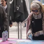 Las abuelas grafiteras de Lavapiés vuelven a pintar Madrid y llenan de memoria un Festival